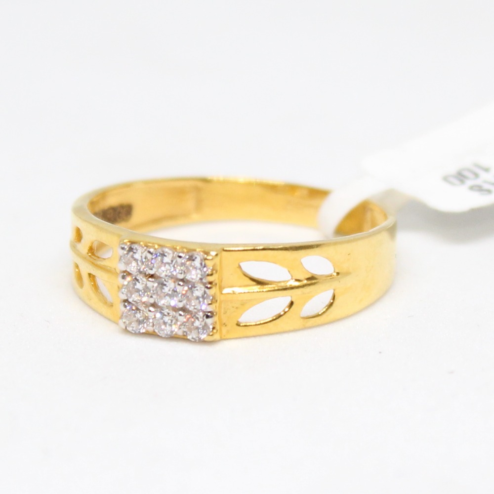 ring 916 hallmark  gold daimond -6697