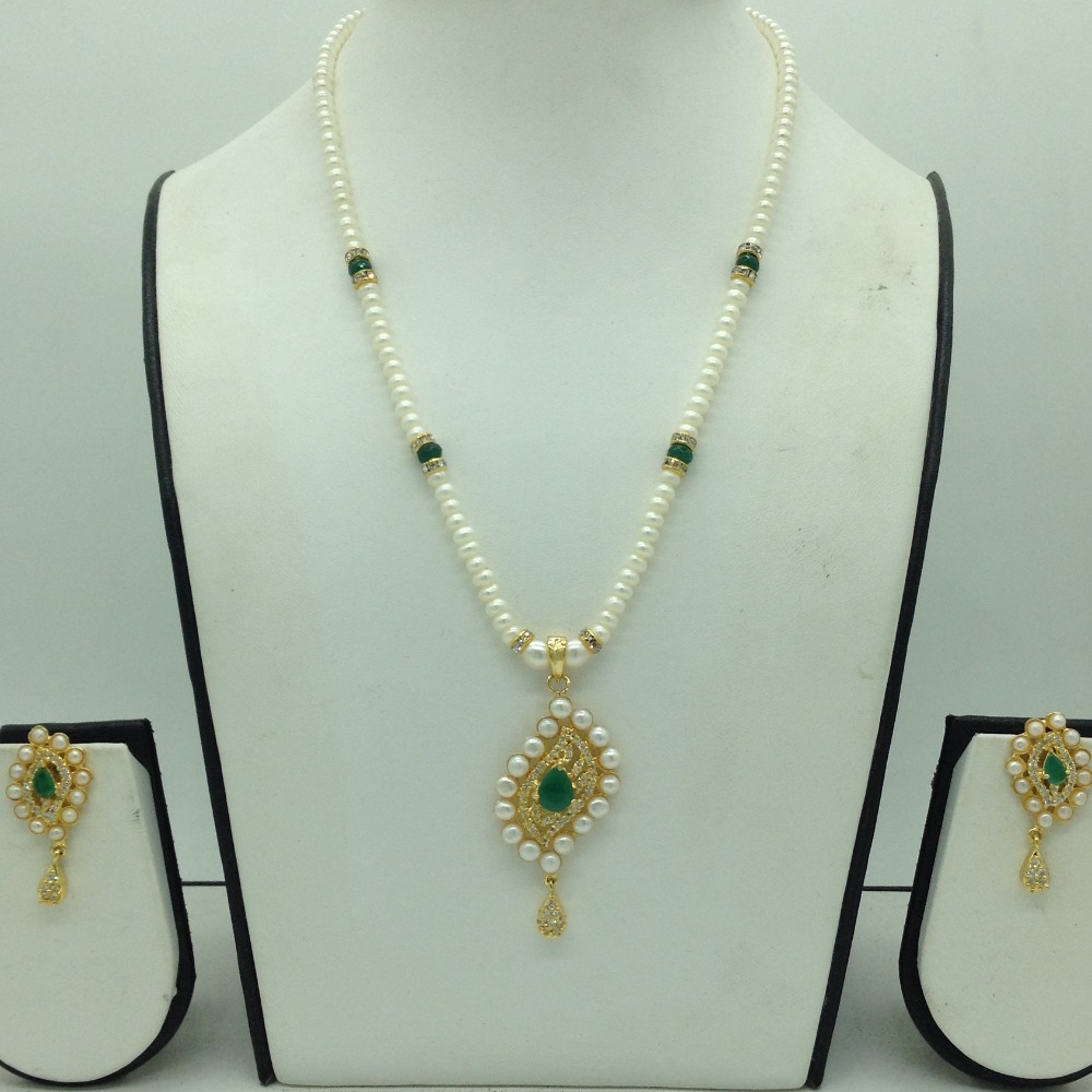 White,Green CZ Pendent Set With 1 Line Flat Pearls Mala JPS0724