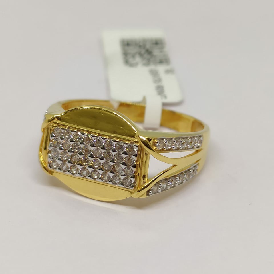 22 carat 916 fancy diamond gents ring