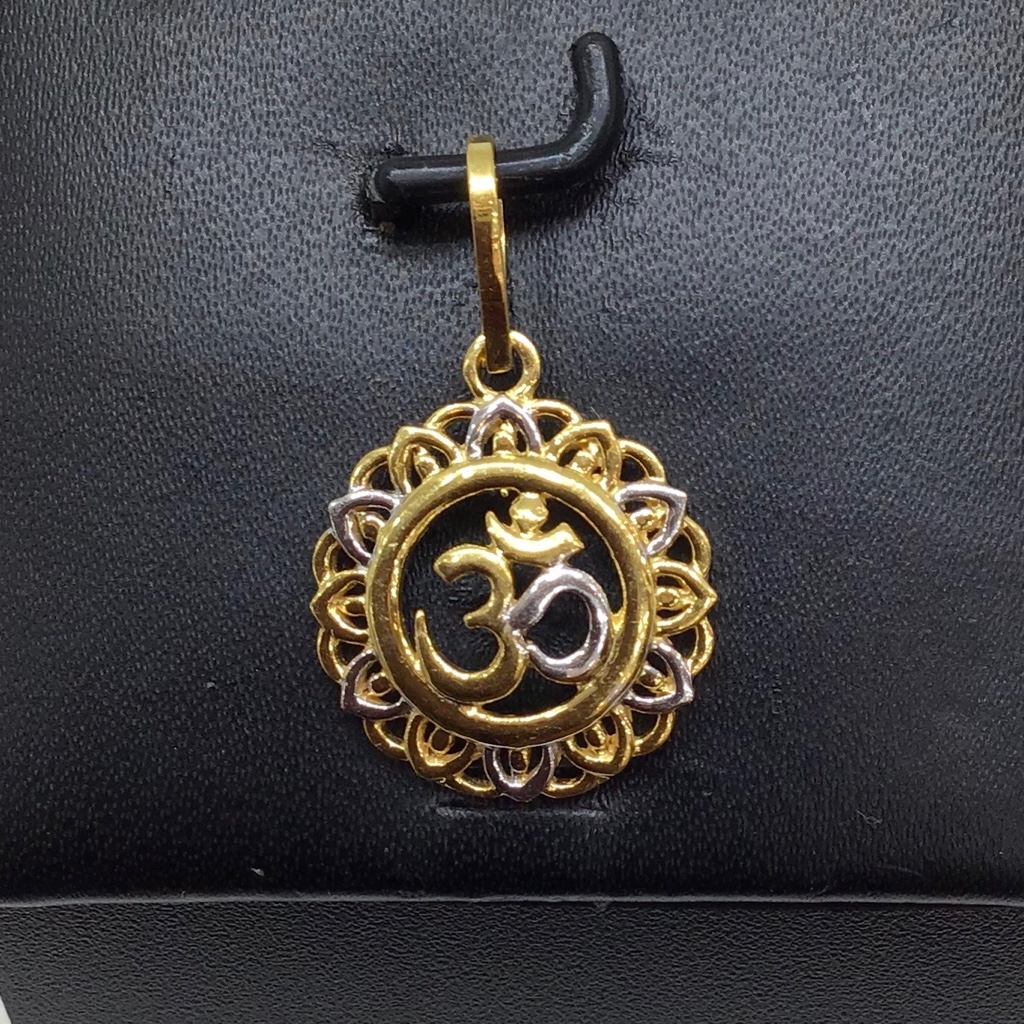 Designing gold om pendant