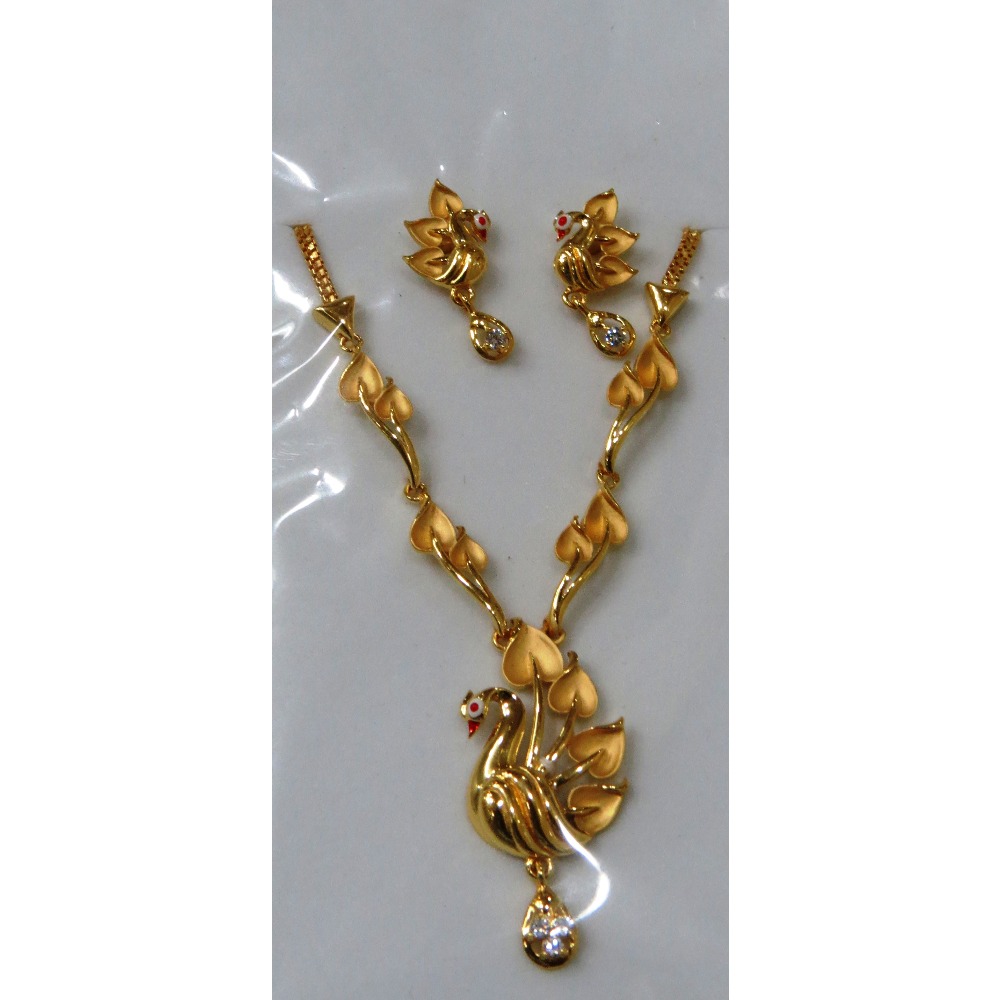 22kt Gold Cz Casting peacock design Short Necklace Set