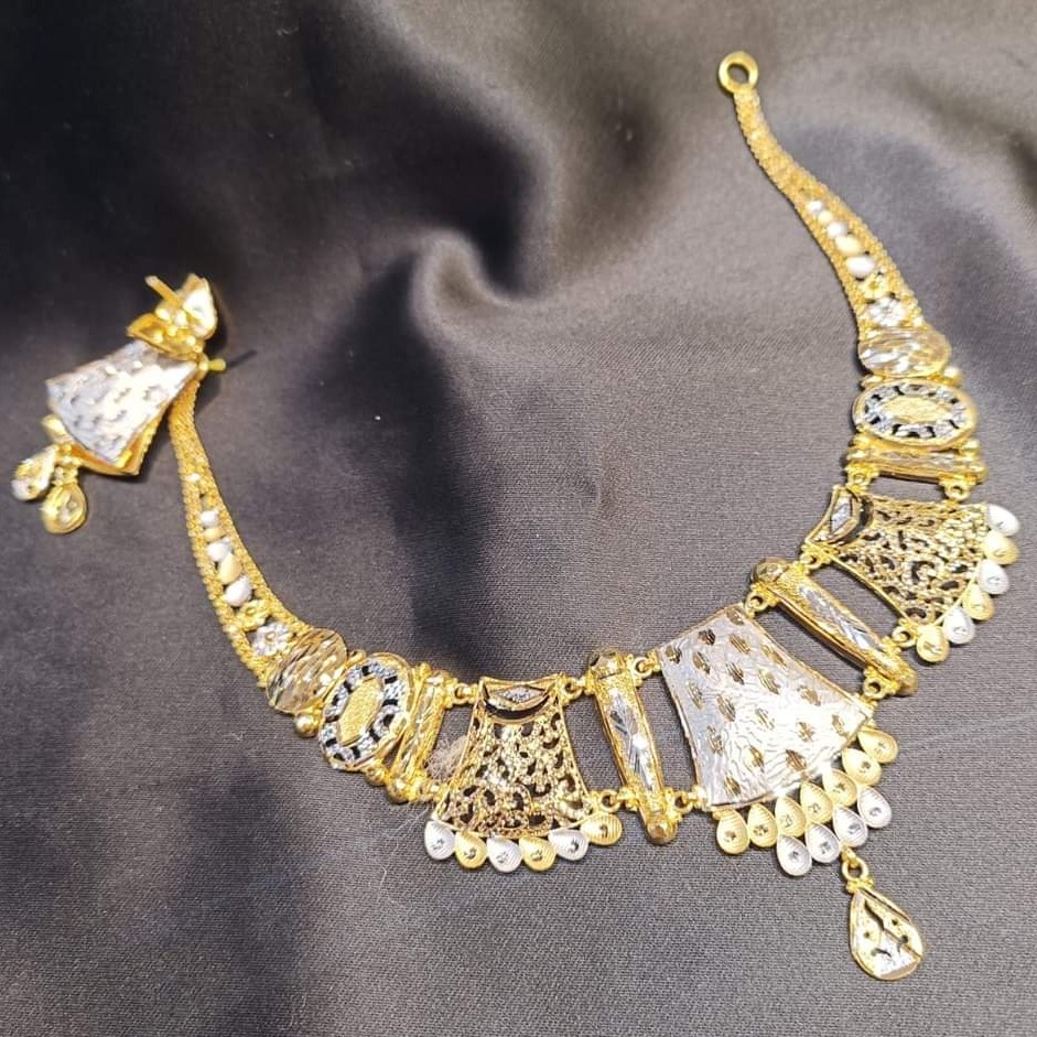 22 carat gold ladies necklace set RH-NS950