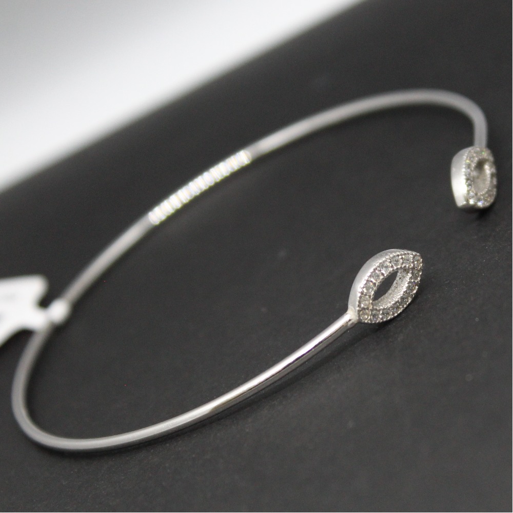 light weight silver bracelet