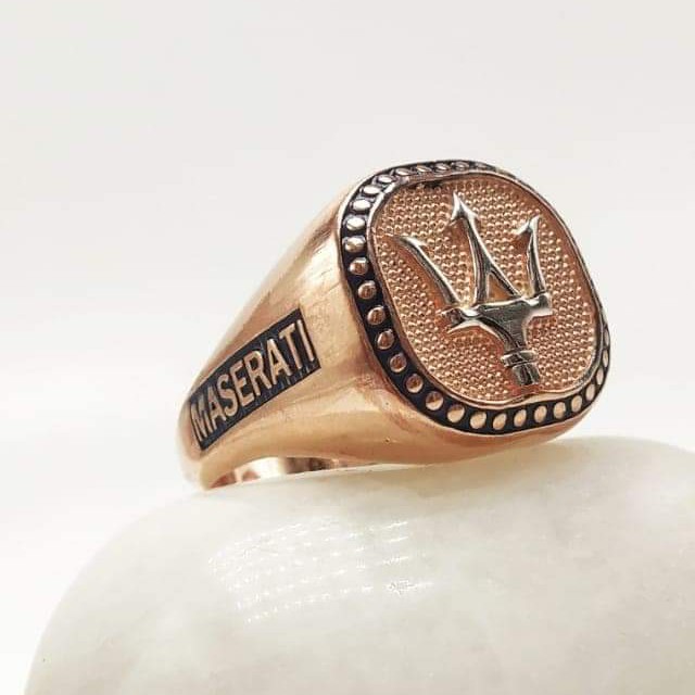 Trident fancy ring