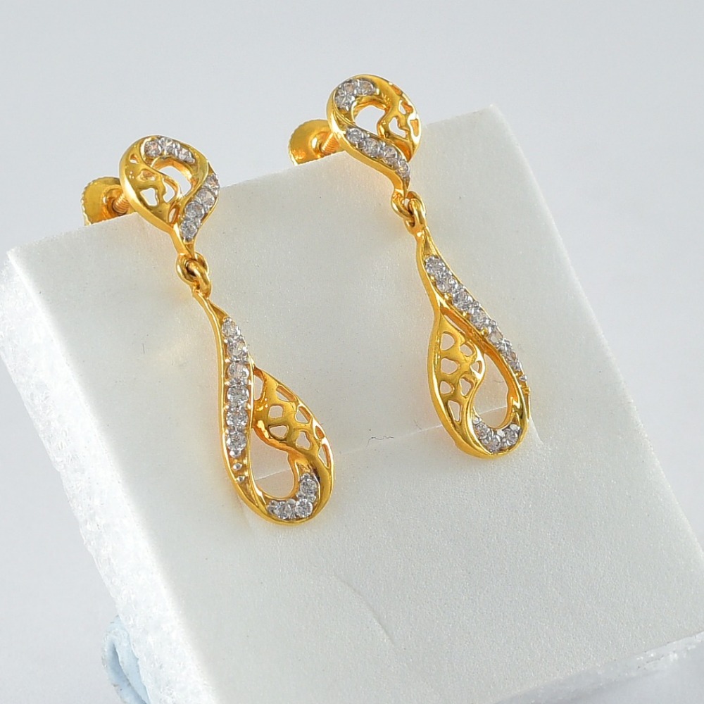 22KT Hallmark Gold Antique Design Earring 