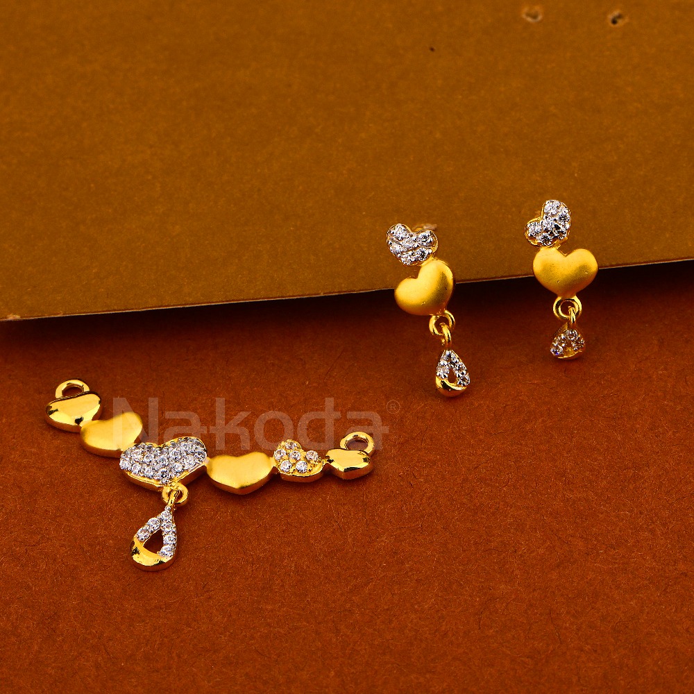 916 Gold Women's Exclusive  Hallmark Mangalsuta Pendant Set MP504