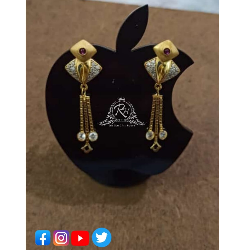 22 carat gold fancy ladies earrings RH-ER431