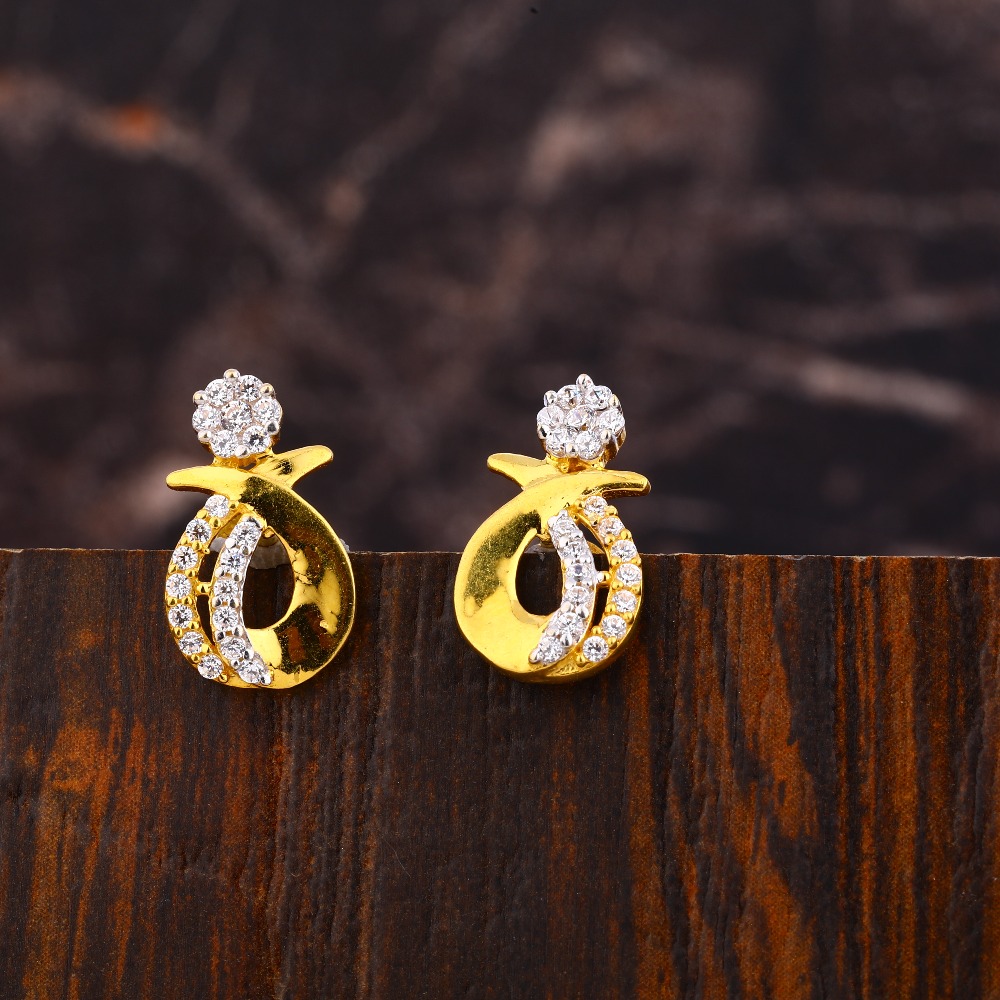 916 Gold Ladies Diamond earring LFE516