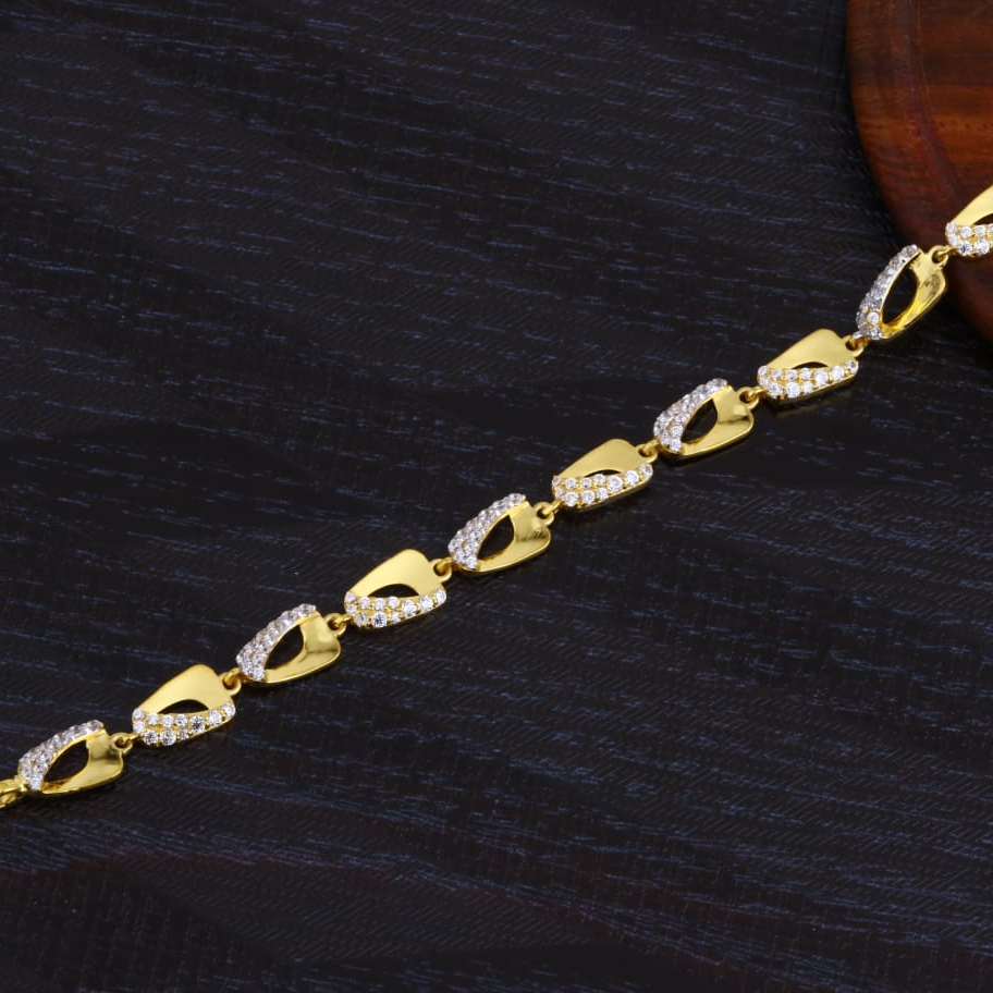 22KT Gold Ladies Hallmark Delicate Bracelet LB434