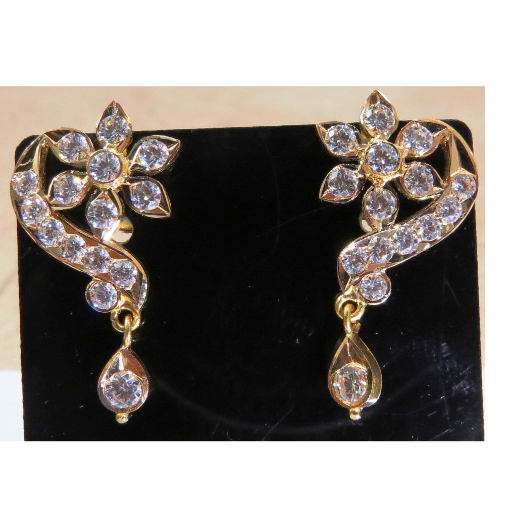 Closed setting diamond on sale earrings