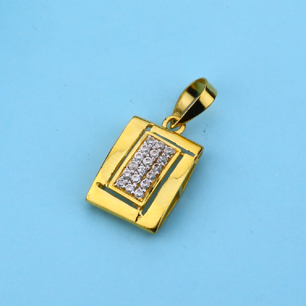 916 Gold Exclusive Cz Pendant LFP54