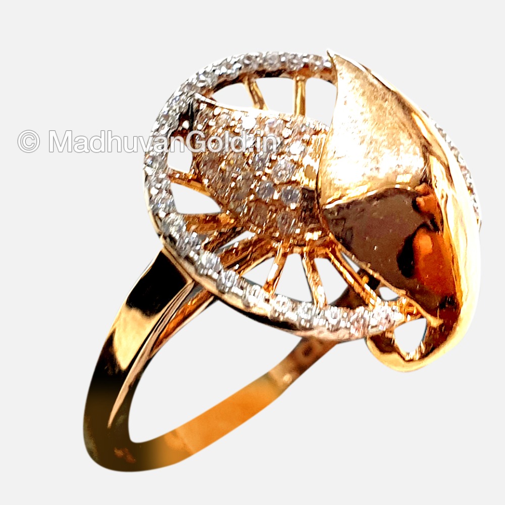 18KT Rose Gold Modern Diamond Ring