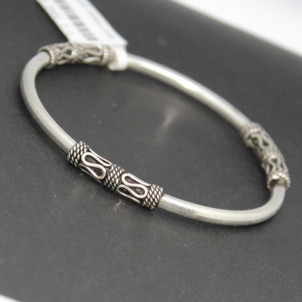 925 sterling silver daily wear kada bracelet for ladies kks0131