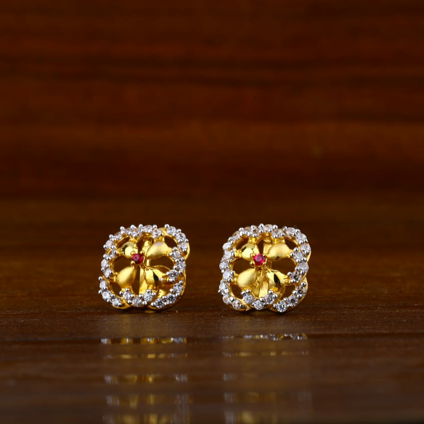 22KT Gold Hallmark Fancy Ladies Tops Earrings LTE231