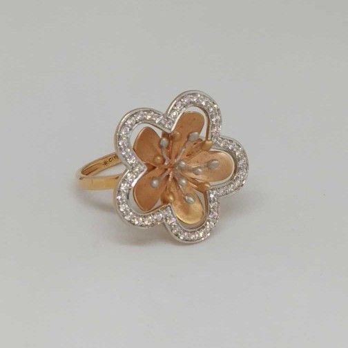 18 kt  Rose Gold Ladies Branded Ring