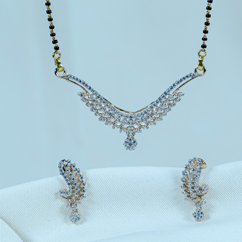 18ct gold mangalsutra pendant set