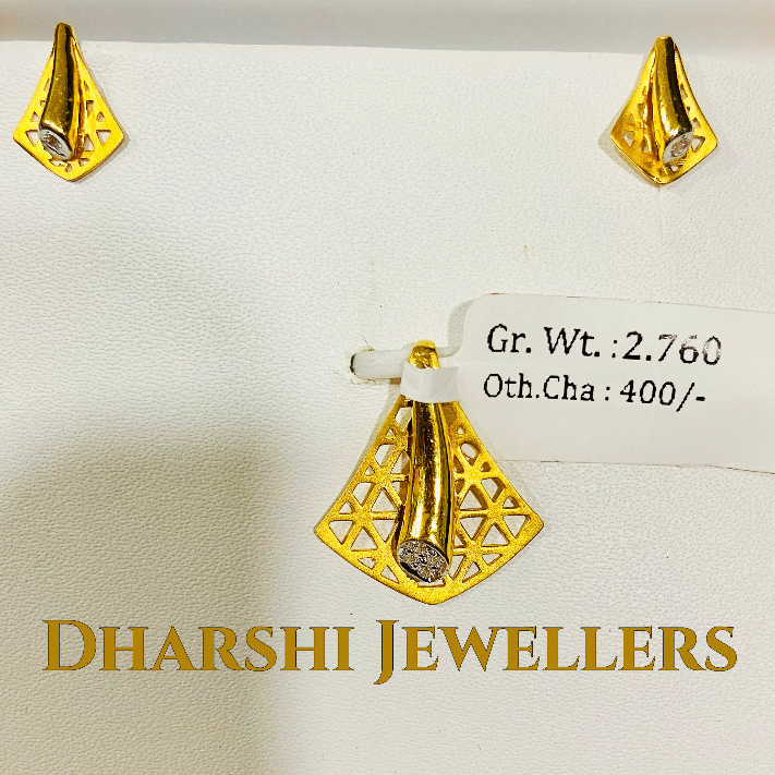 Pendent Set