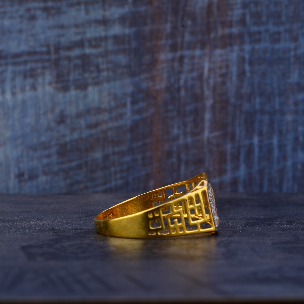 916 Gold Cz Ring MR484