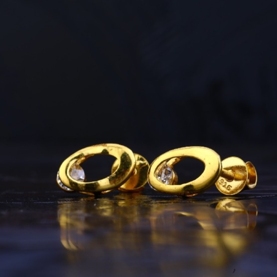 22 carat gold fancy ladies earrings RH-LE666