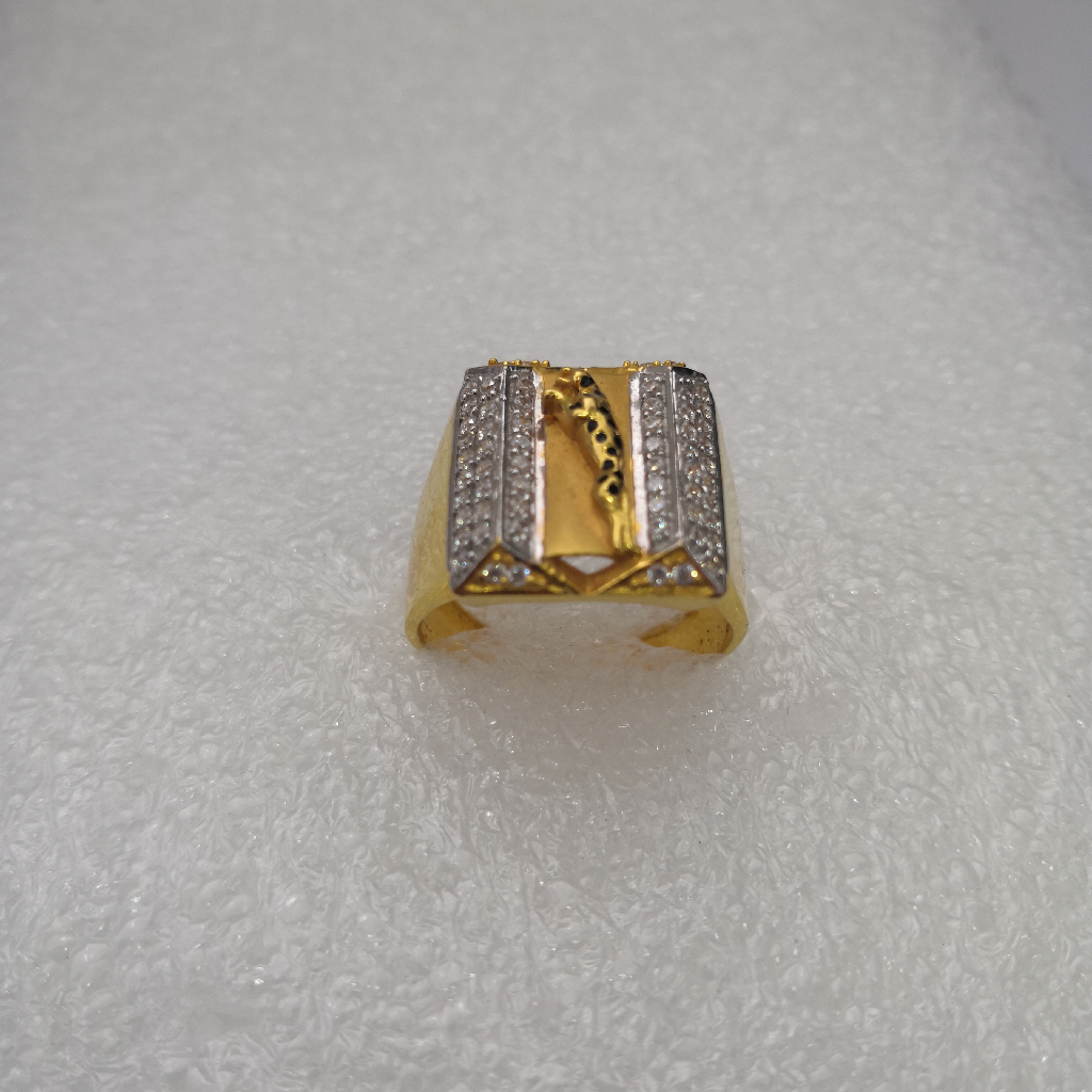 916 gold fancy jaguar design Gents ring