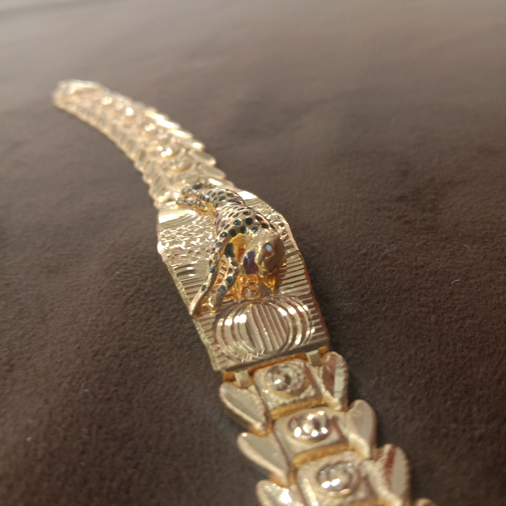22 k Gold Jaguar Design Bracelet