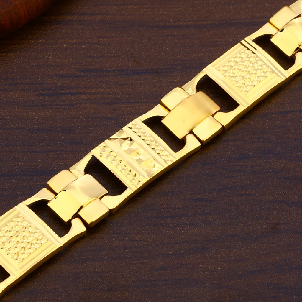 916 Gold Stylish Mens Bracelet MPB200