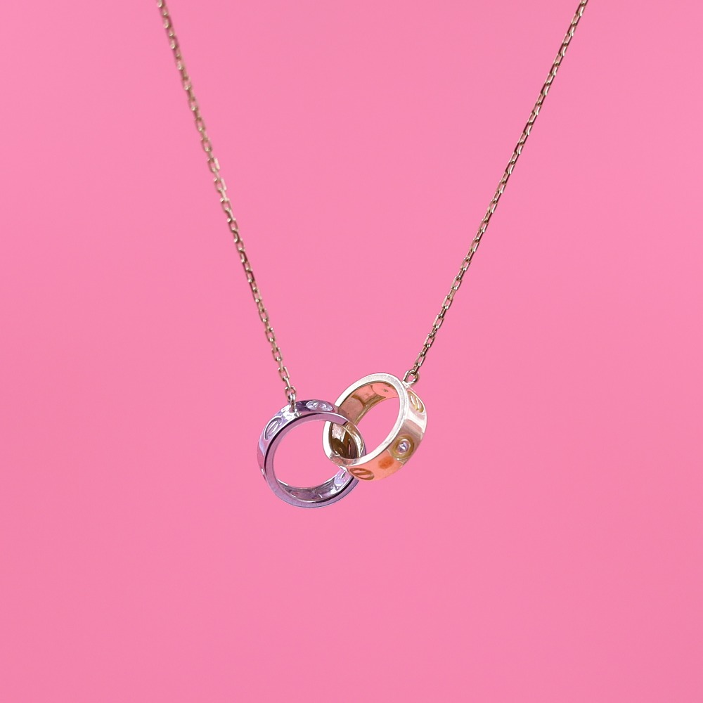 Luxurious cartier style chain