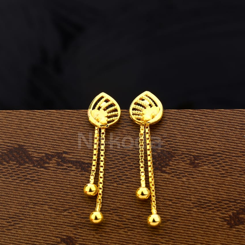 916 Gold CZ Hallmark Ladies Plain Earrings LPE366