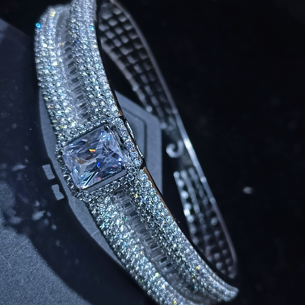 Exclusive Quality Ladies Bracelet Kada