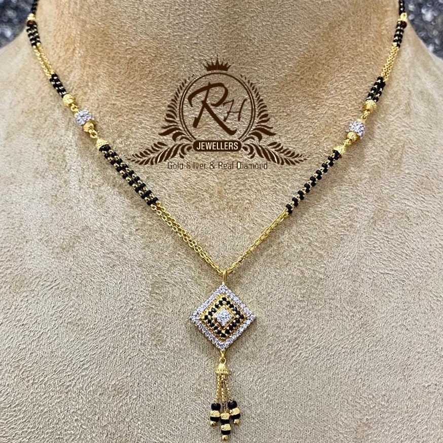 22 carat gold latest daimond ladies mangalsutra RH-MS391