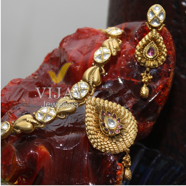 916 Fancy Indian Bridal Necklace Set