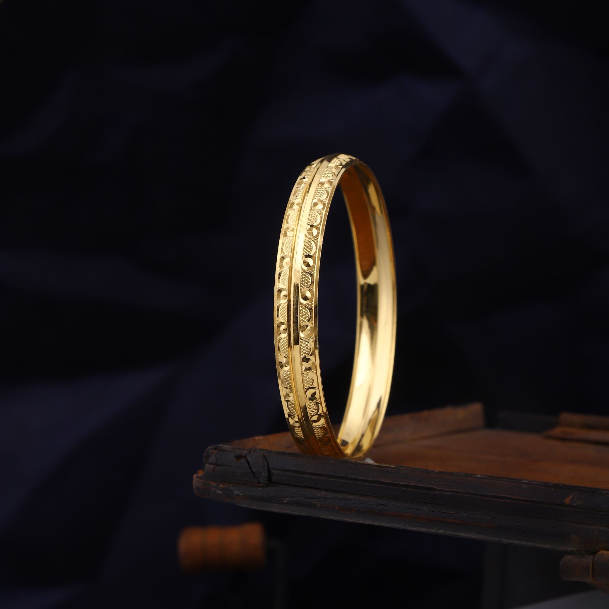 916 Gold Designer Mens Kada