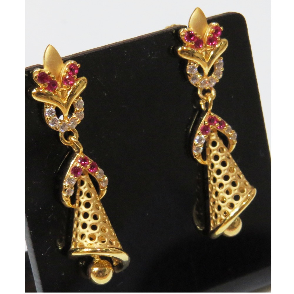 22kt gold cz attractive casting earrings jumkie