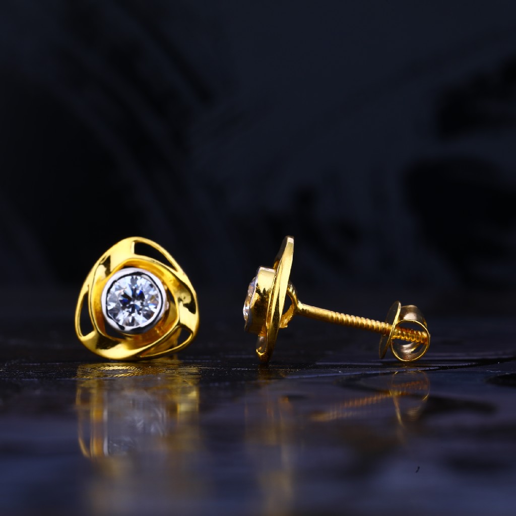 22kt gold stylish hallmark earring lse09