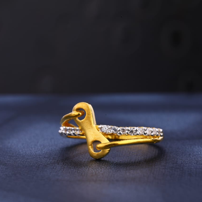22KT Gold Hallmark Designer Ladies Ring LR989