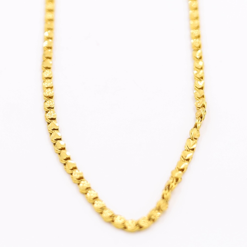 Brilliant gold link chain