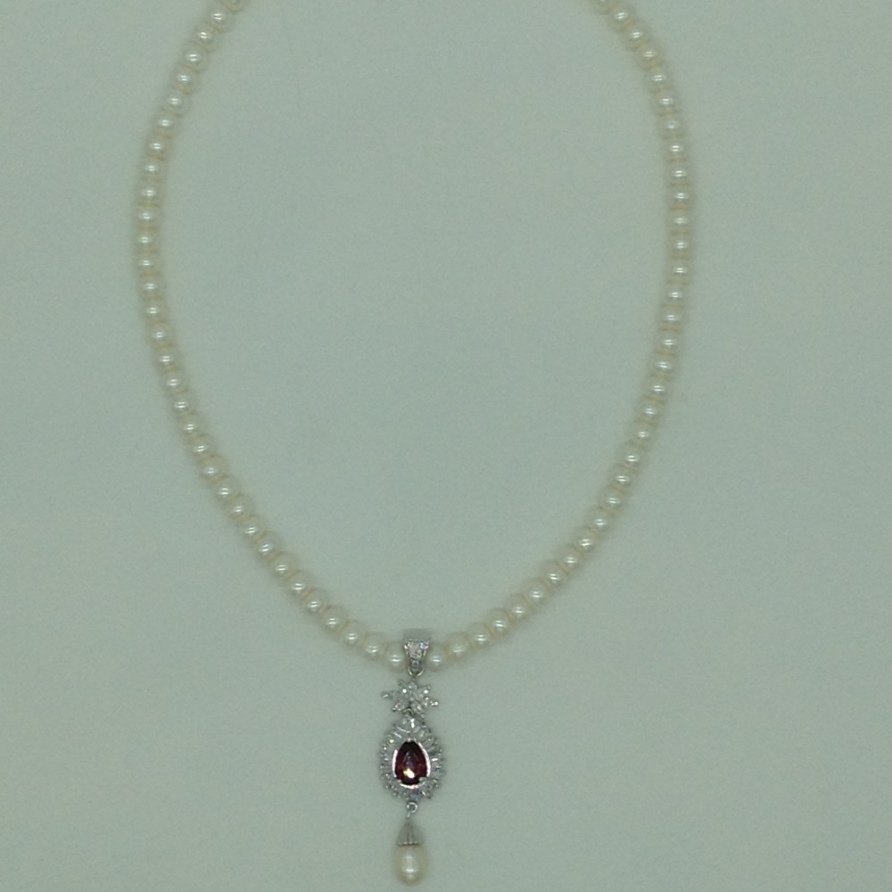 White;red cz pendent set with flat pearls mala jps0616
