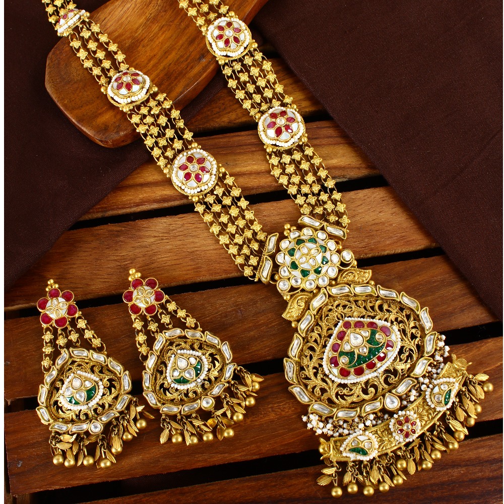 Heritage design fancy gold necklace set