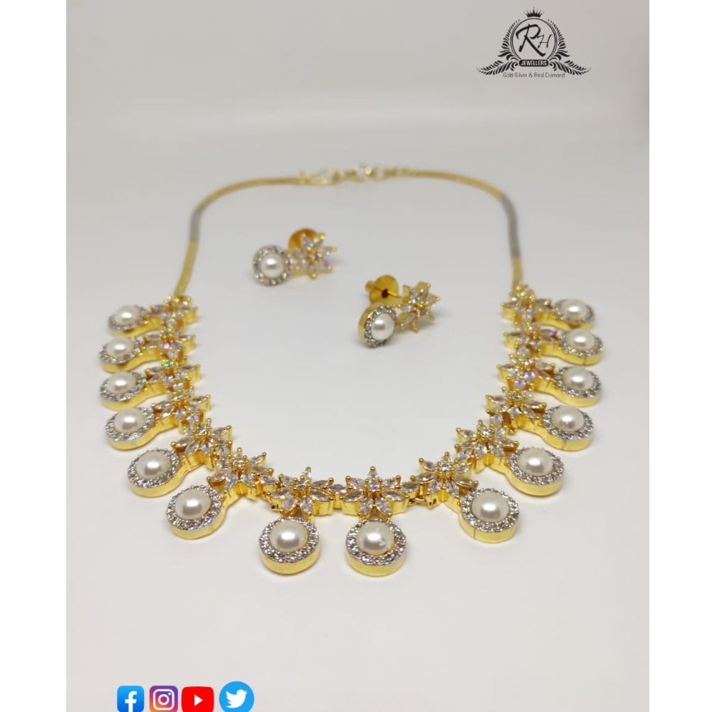 22 carat gold ladies necklace set RH-NS639