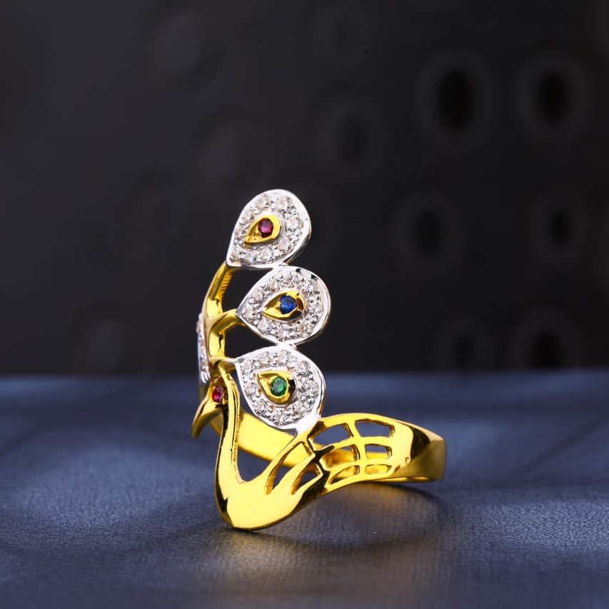 916 Gold Hallmark Gorgeous Ladies Ring LR995