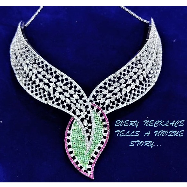 Puran real hallmarked silver necklace in leafs motifs