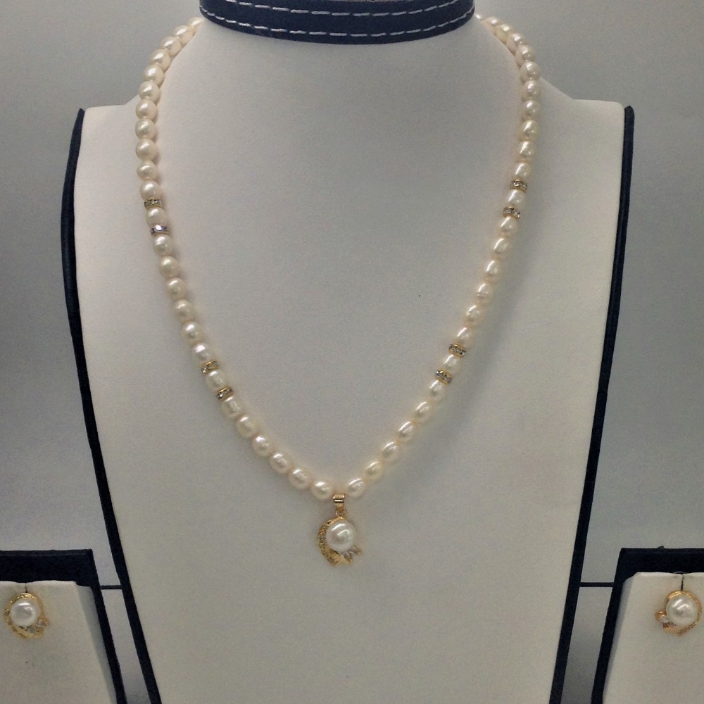 White cz and pearls pendent set with oval pearls mala jps0150