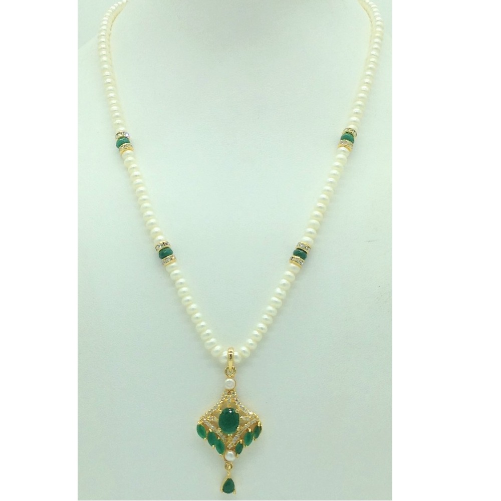 White;green cz pendent set with 1 line flat pearls mala jps0685