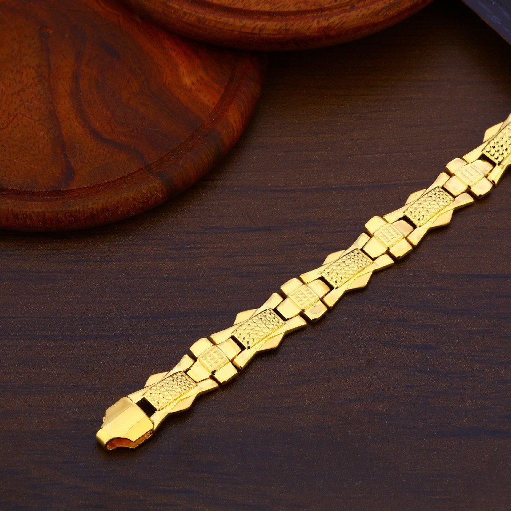 916 Mens Designer Gold Bracelet MPB185