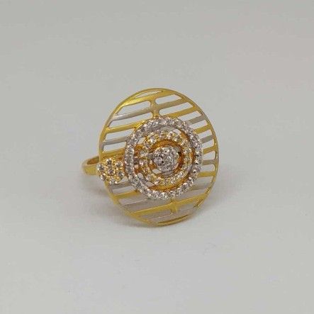 22 kt gold ladies branded ring