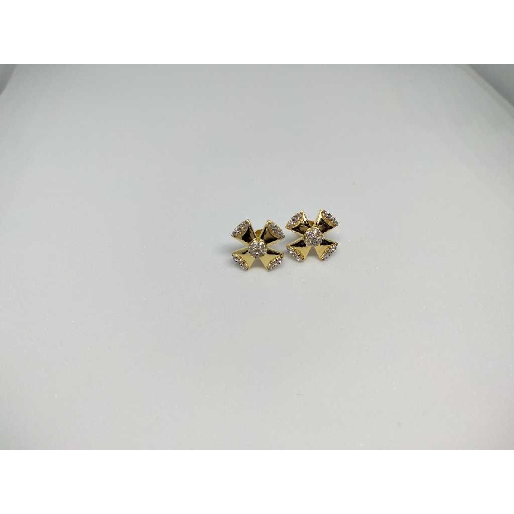 18KT Gold Floral Ad Butti