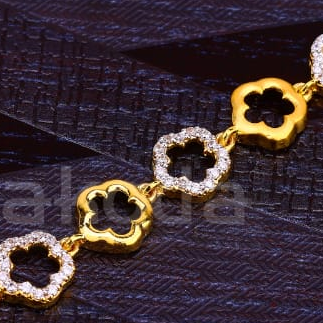 916 Gold Ladies Stylish Bracelet LB496