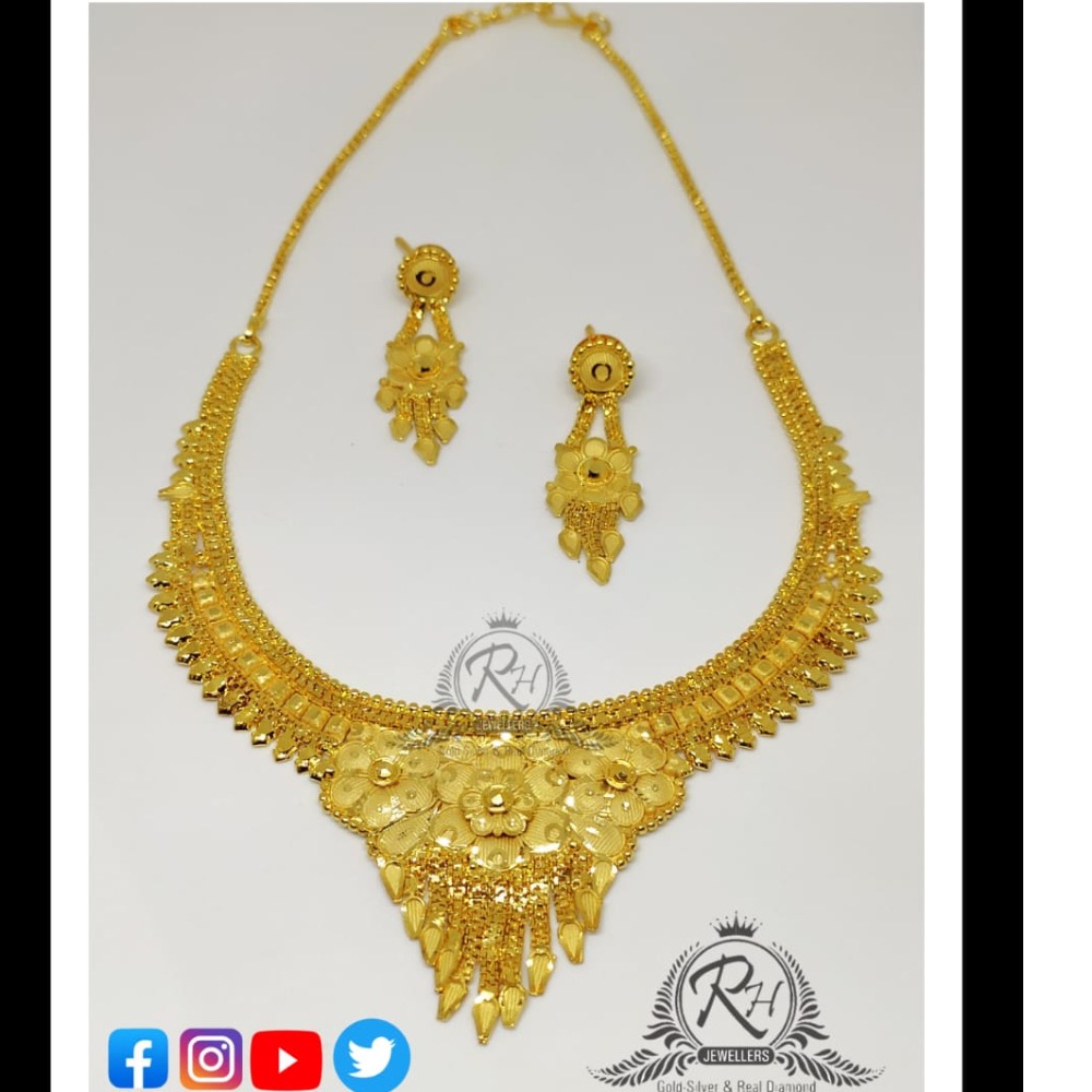 22 carat gold ladies necklace set RH-LN287