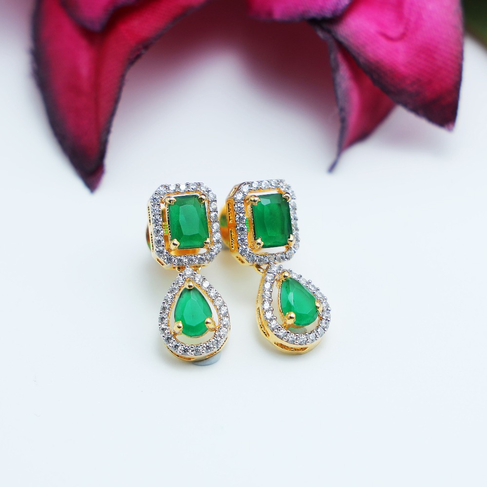 emeald and pear halo with green stone Dangle and drop earrings