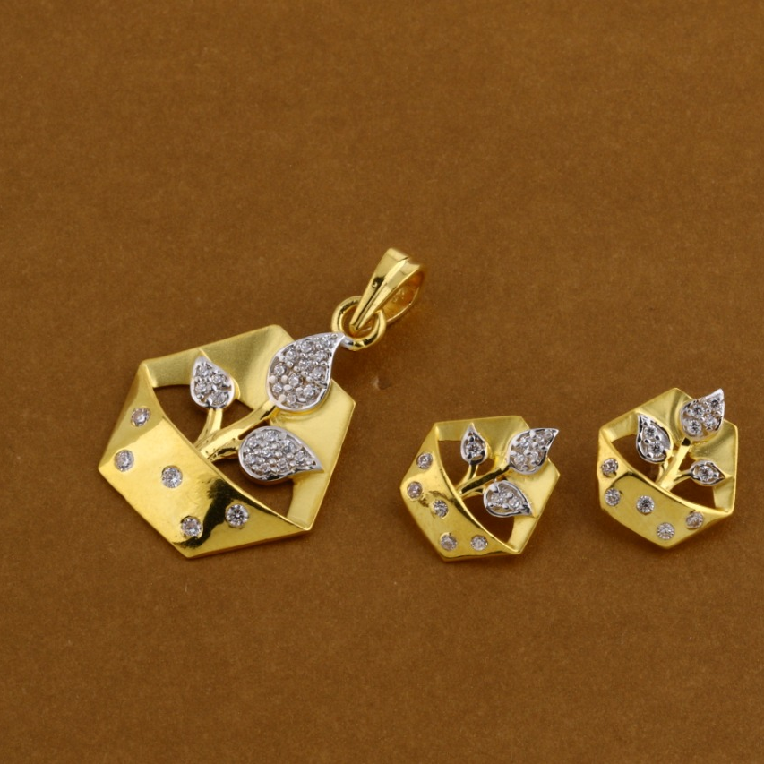 916 Gold Hallmark Delicate Ladies Pendant Set FPS332